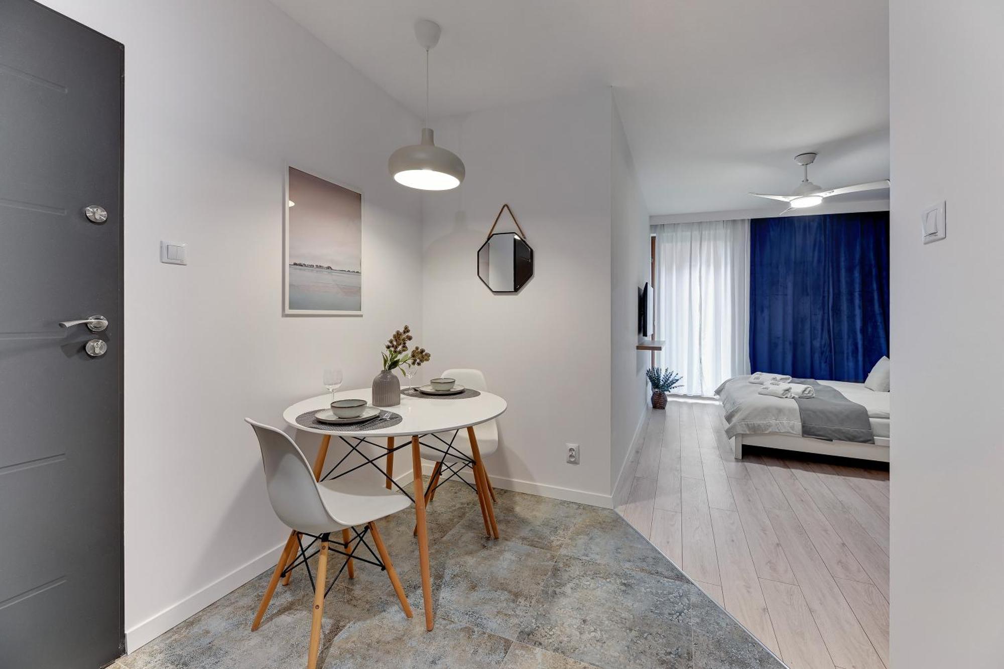 Aura Island Riverside By Downtown Apartments Гданськ Номер фото